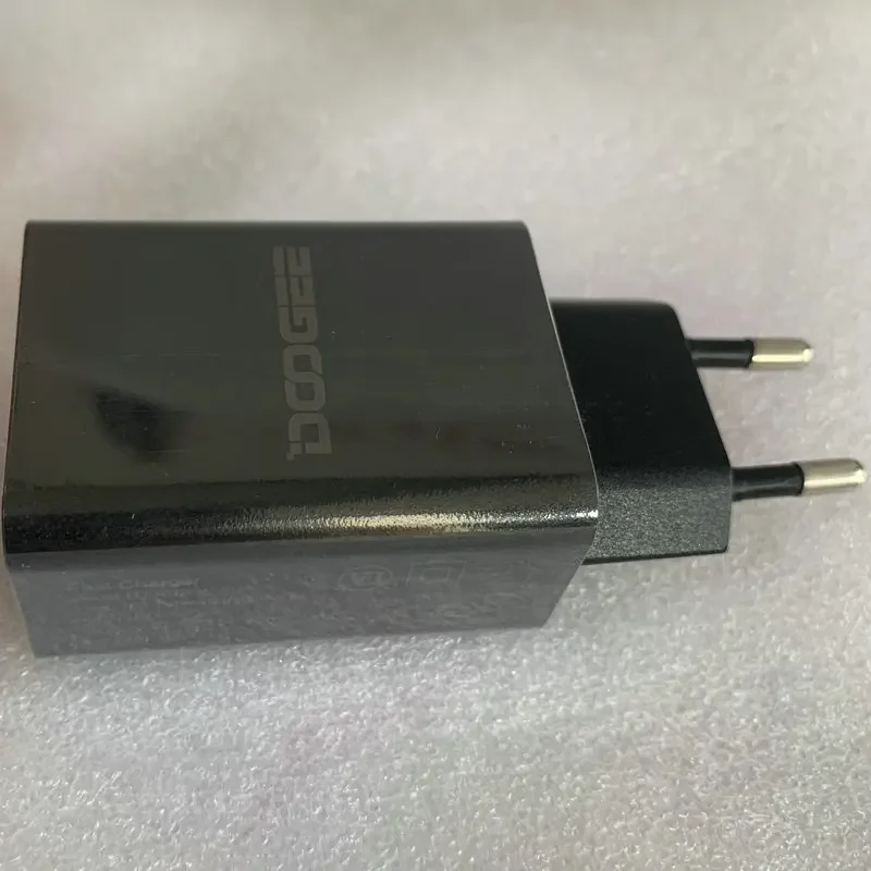 Power Adapter for Doogee V20 P - огляд і ціна Doogee Tablet Accessories